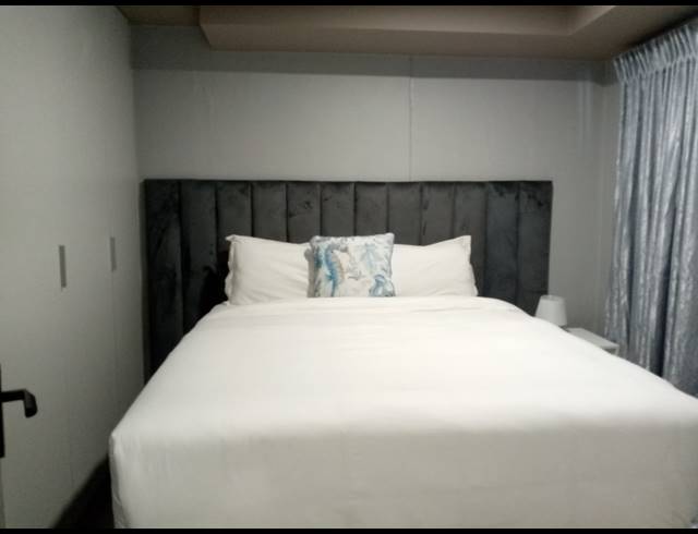 2 BEDROOM APARTMENT FOR SALE IN UMHLANGA RIDGE